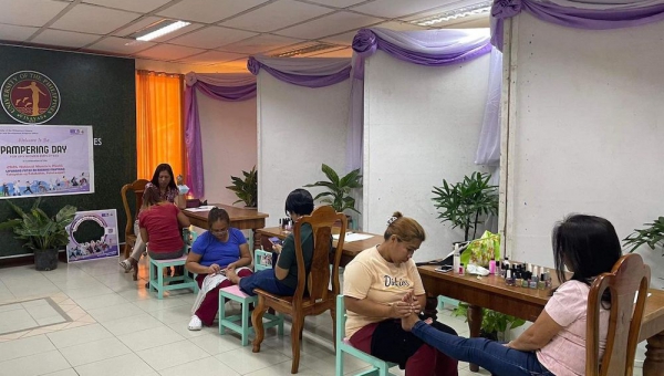 218 UPV women employees avail of pampering services