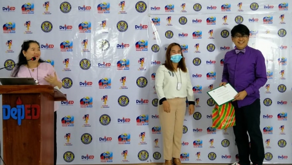 Padilla and Firmase discuss problem-solving insights at DepEd webinar