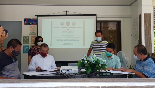 UPV and Pandan LGU sign MOA for CHED-funded project on tourism