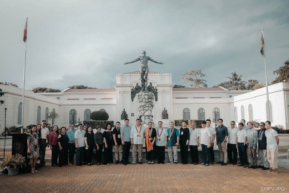 UP President leads project launchings at the UP Visayas Iloilo City Campus