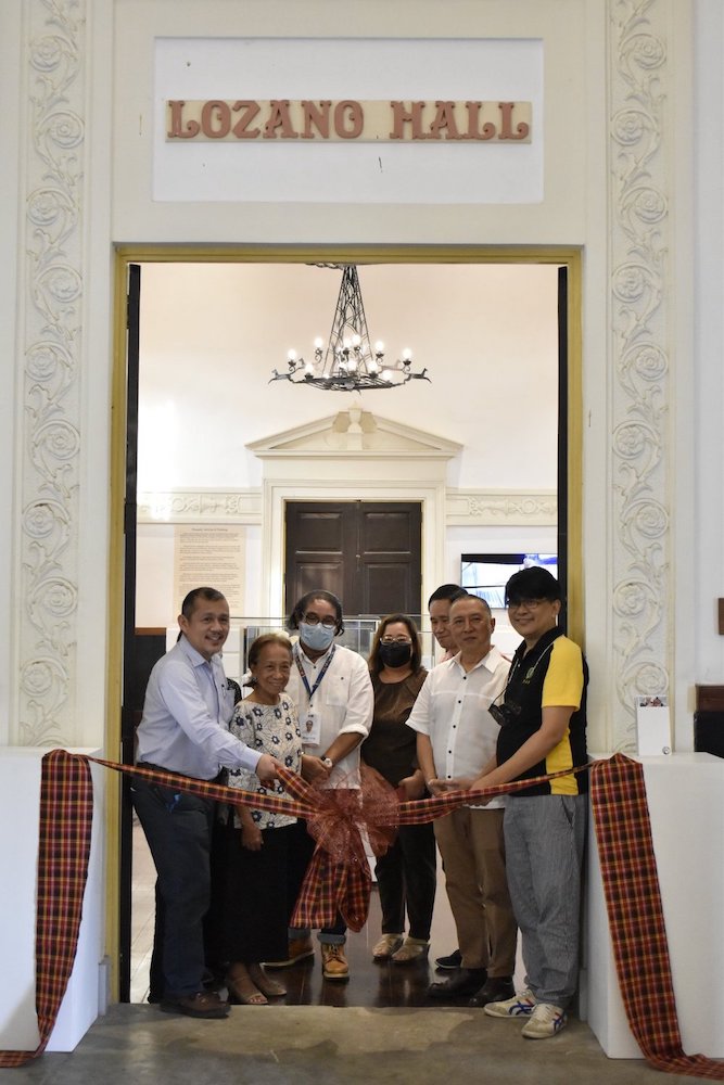 UP Visayas opens Panapton Gallery