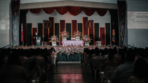 Rev. Msgr. Oso challenges grads to be on the side of the truth