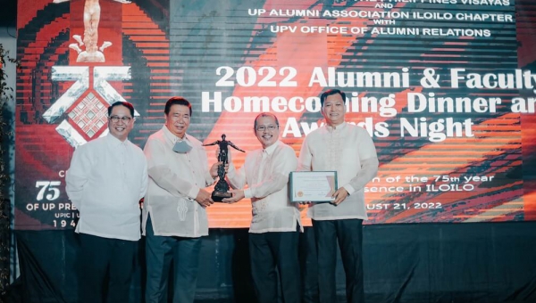 UPAA-Iloilo Chapter fetes Drilon with Lifetime Achievement Award