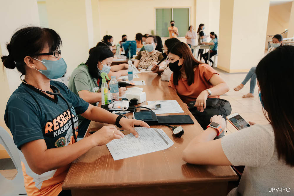 UPV personnel receive COVID-19 jabs during ‘PinasLakas’ vax drive