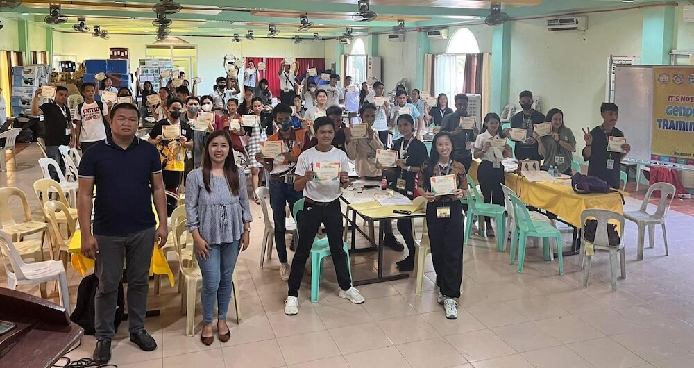 CWVS conducts seminars on gender and history at Northern Iloilo State University