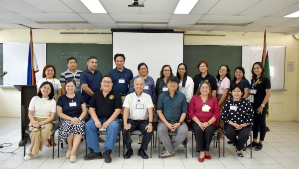 UPV Graduate School hosts dialogue for academe, industry, and government on new curricular offering