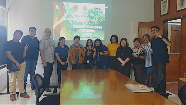 UPV-CFOS hosts Pisay scholars in science immersion program anew
