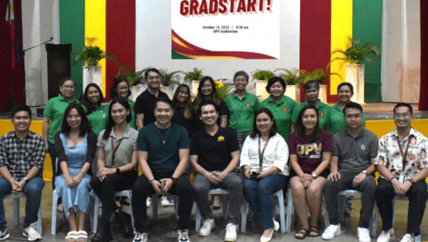 Newly elected student council officers sworn in at gradstart