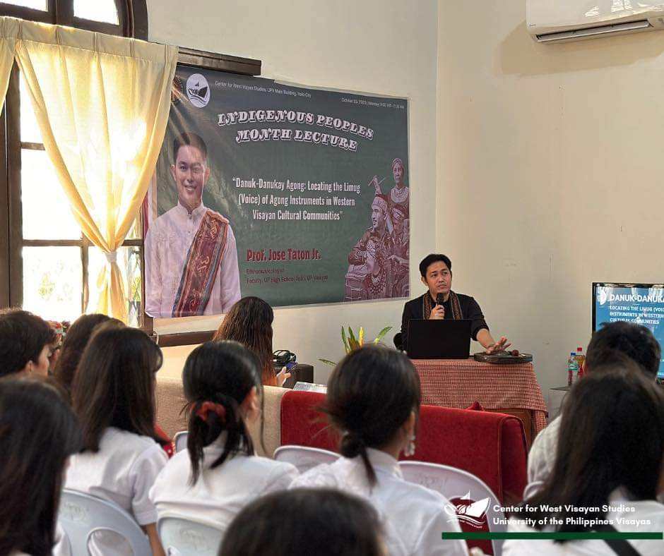 UP Visayas ethnomusicologist talks on Panay agong instruments in CWVS IP Month Celebration Seminar