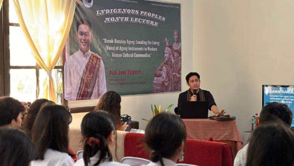 UP Visayas ethnomusicologist talks on Panay agong instruments in CWVS IP Month Celebration Seminar
