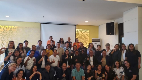 UPV Health Leadership Team trains 17 Western Visayas LGUs for Municipal Leadership Governance Program Cycle 4