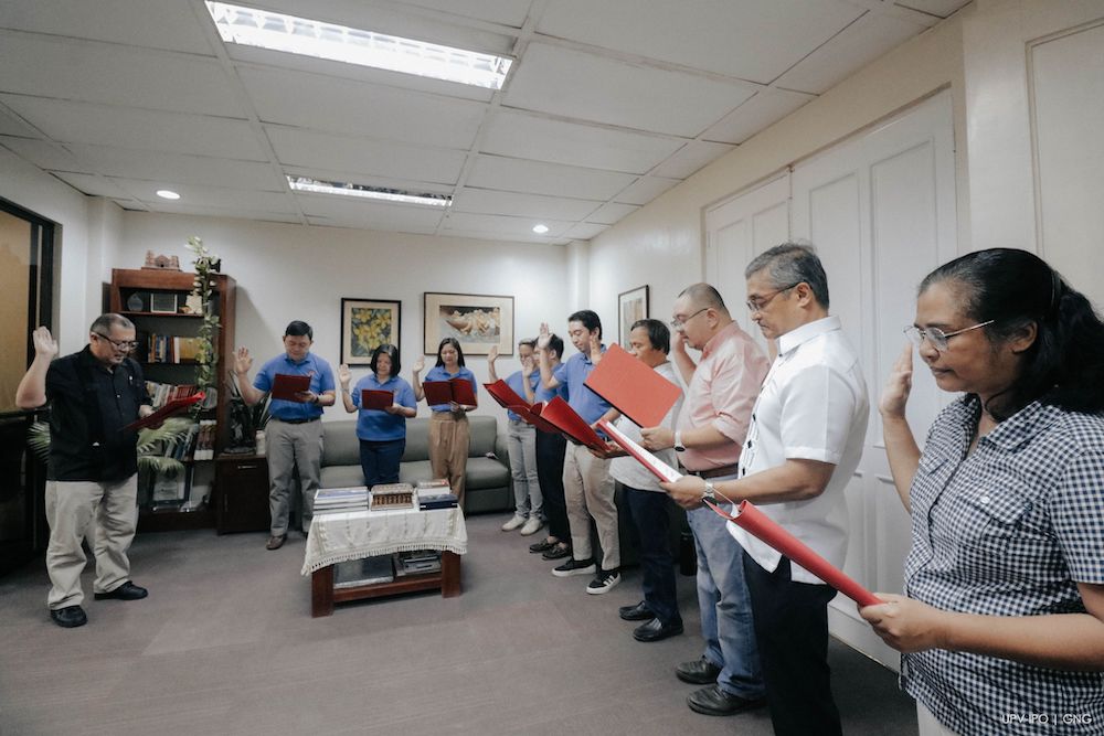 New CFOS, CAS, GS officials take oath 
