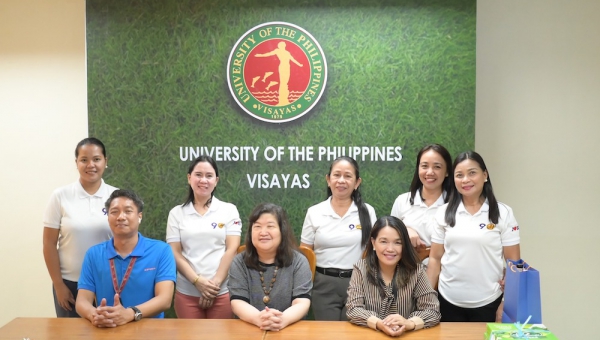 STC of Cebu visits UP Visayas for benchmarking activity