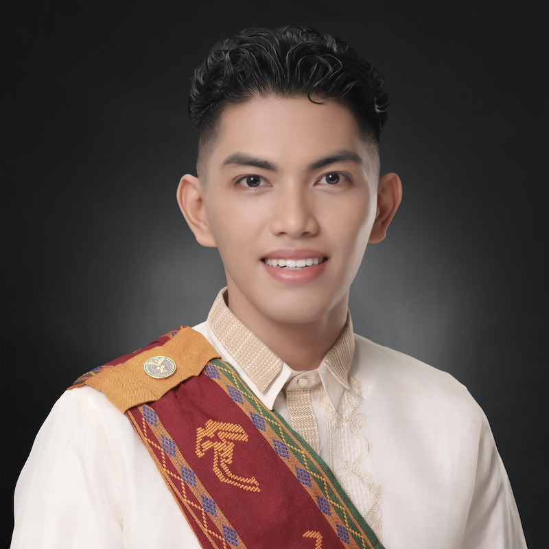 Gianne Paulo Muñoz leads 2024 College of Management graduates
