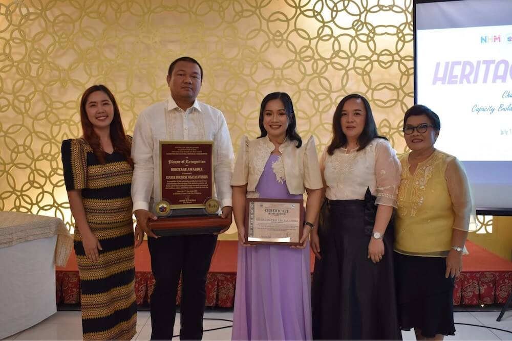 CWVS receives Heritage Award from Iloilo City Government