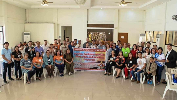 Mabilog enhances conflict management skills of WIT administrators in seminar