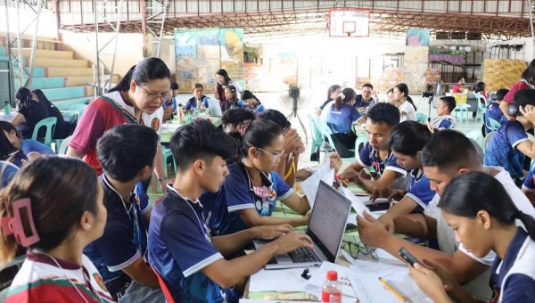 UPV graduate students capacitate 83 SK chairpersons in Leon, Iloilo on project development, proposal writing