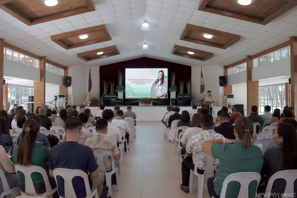 Sen. Legarda keynotes the public forum on sustainability and social equity for a blue economy organized by UPV