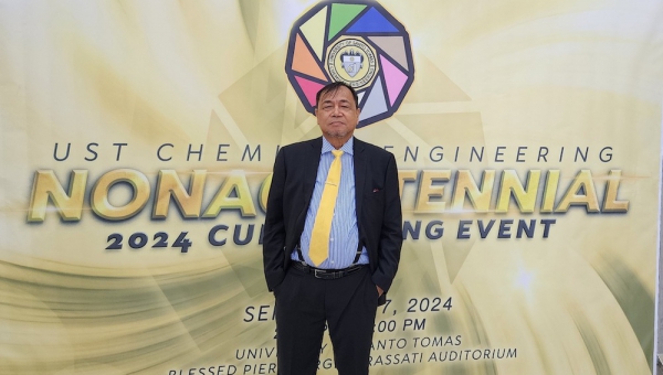 Retired UPV-CFOS faculty member receives USTCheEAA nonagintennial alumni awards
