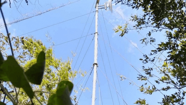 UPV installs long-range radio with NTC license that connects Miagao campus with the Marine Biological Station on Taklong Island, Guimaras