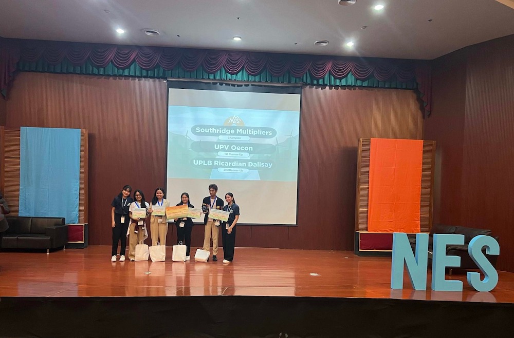 UPV Economics students excel at National Economic Summit 