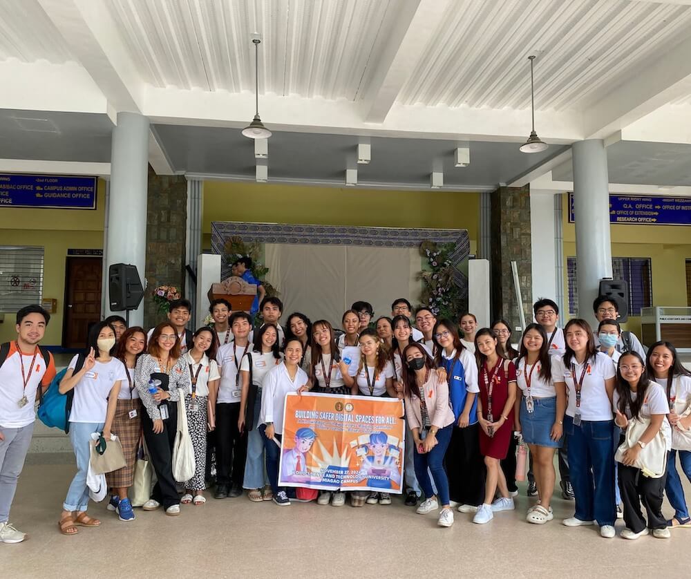 UPV Soc Sci 5 Students Conduct Seminar on Online Gender-Based Violence at ISAT U-Miagao