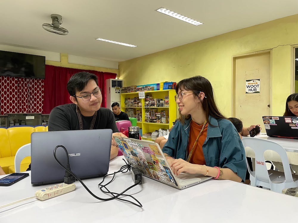 Alumni support livens TLRC Peer Tutorial Program