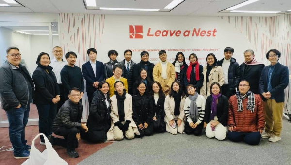 UPHSI STEM students present research in Japan