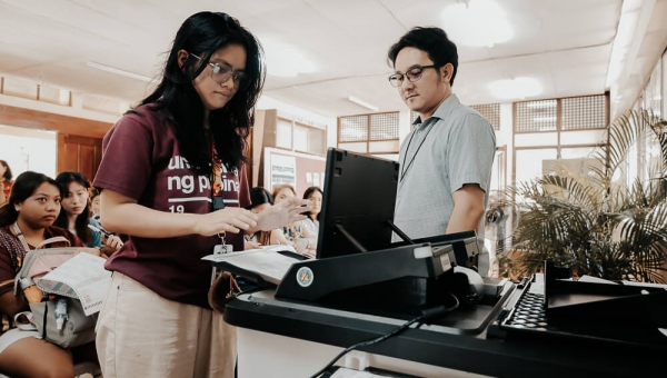 COMELEC holds ACM demo to UPV students, personnel