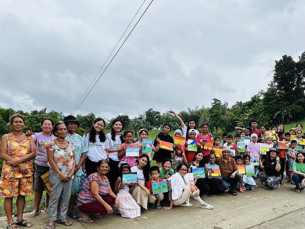 UP Hamili-Hamilia collaborates with WVSU Maaram for an art workshop in the Ati community in Calinog