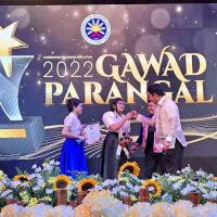 UPHSI Math teacher Prof. Jeena A. Amoto receives award from CHED
